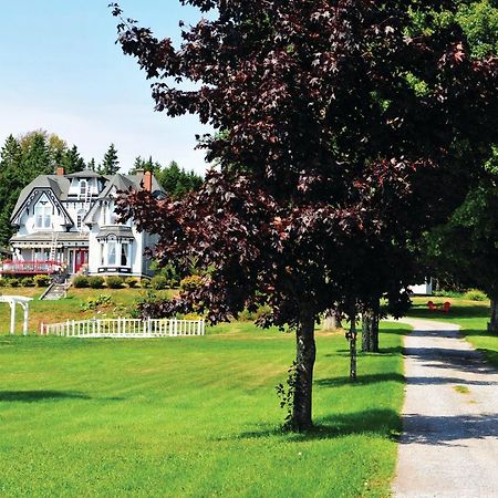 St. Martins Country Inn & Vaughan'S Restaurant Exteriör bild