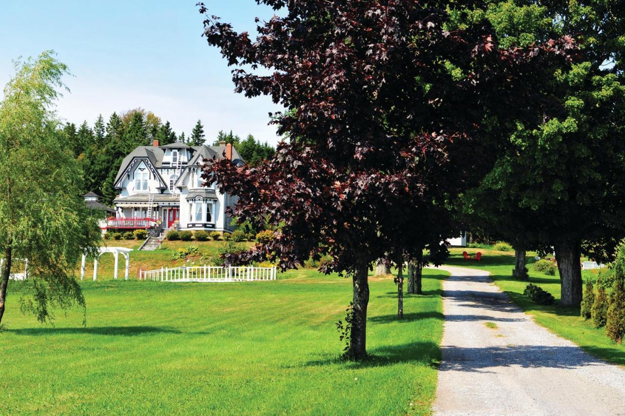 St. Martins Country Inn & Vaughan'S Restaurant Exteriör bild